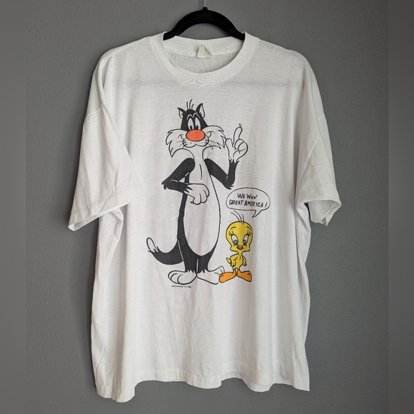 Vintage Warner Brothers 1986 white t-shirt Single Stitch Sylvester
